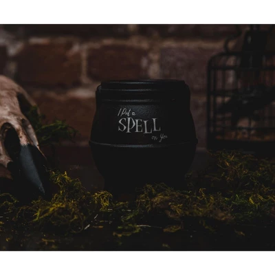 Ukonic Disney Hocus Pocus "I Put A Spell On You" Ceramic Cauldron Candle - Image 3