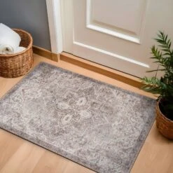 World Rug Gallery Savina Multicolor Traditional Indoor Rug – Washable Flatweave Construction With Non-Slip Backing